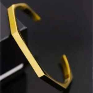 Affirmation engraved 18ct Gold plated Bangle, Brand New